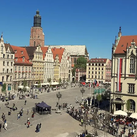 Nowy Z Oszalamiajacym Widokiem Na Rynek 弗罗茨瓦夫